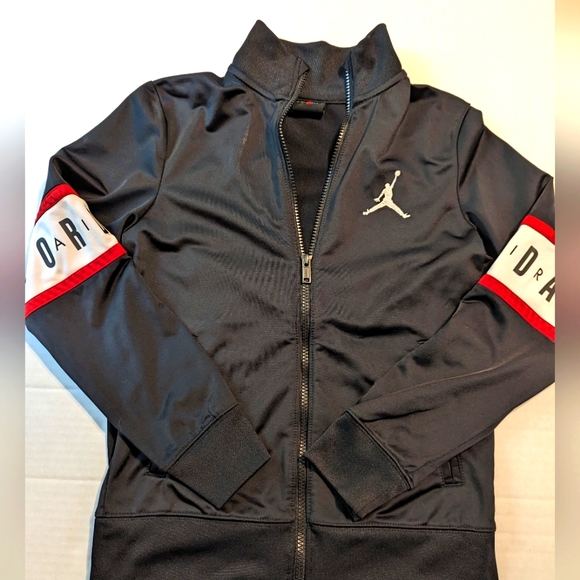 Boys Michael Jordan Zip Up Long Sleeve Jacket Size Medium - Picture 3 of 11